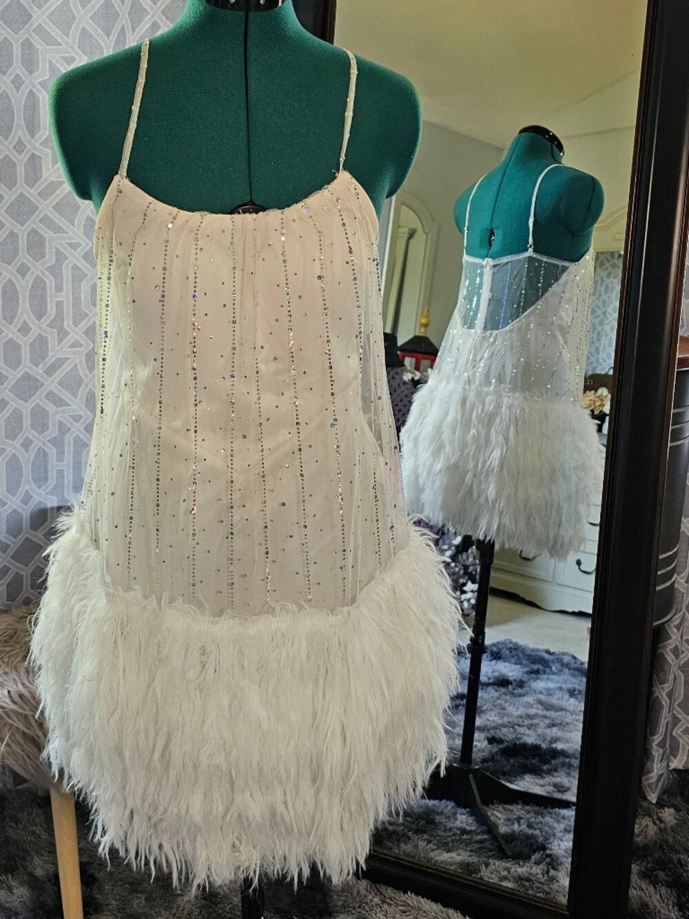 White Beaded Sequin Fringe Party Dress – Fits Size Large